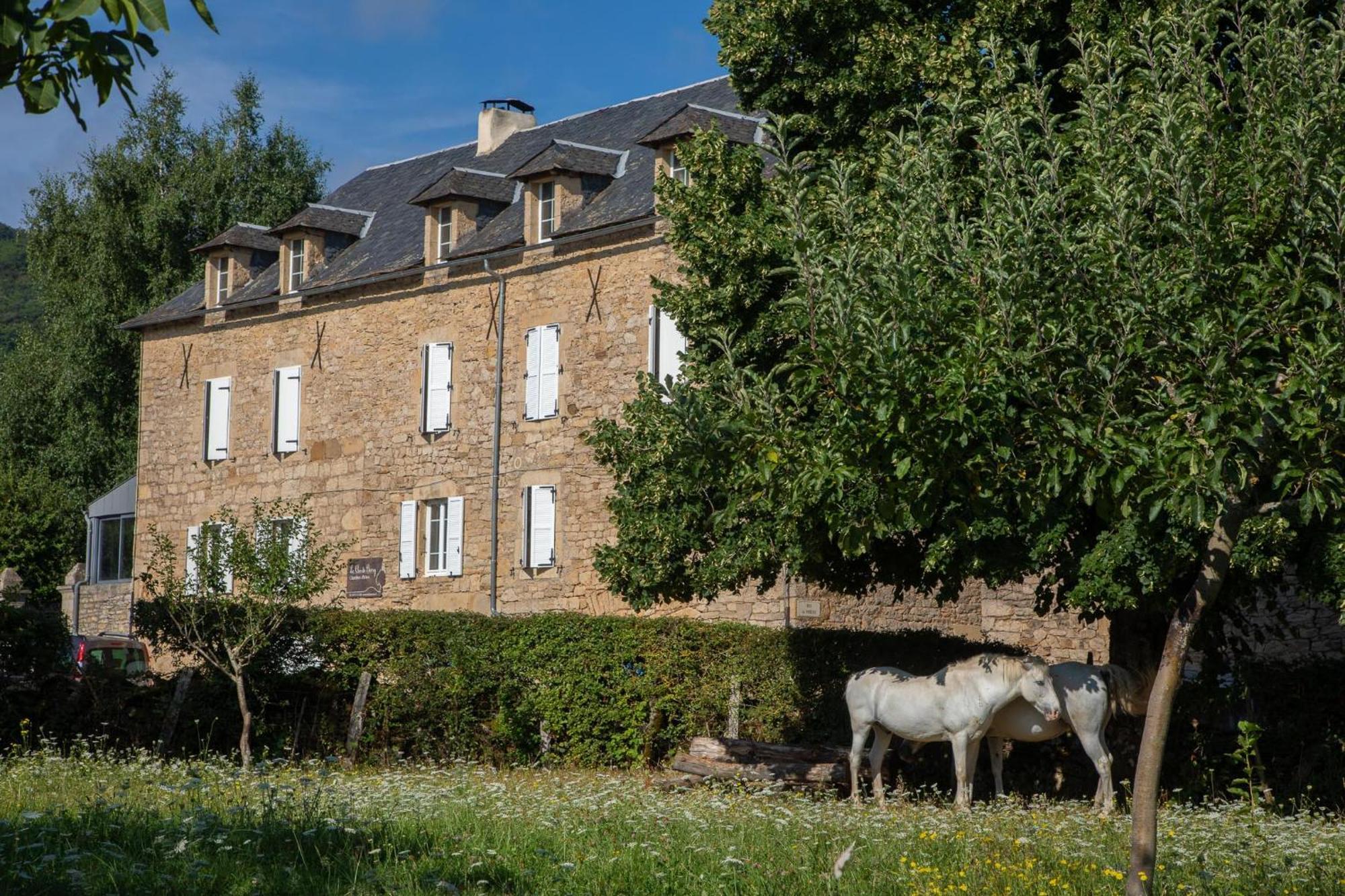 Le Clos Du Barry Sévérac-lʼÉglise Екстериор снимка